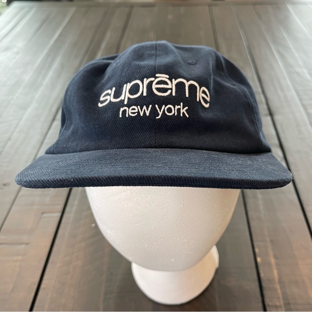 Supreme Classic Logo 6-Panel Hat (NAVY)